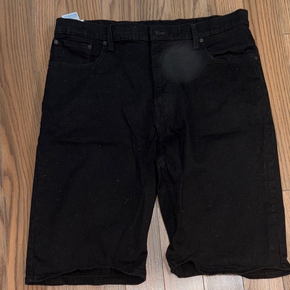 Levis Men's Black Denim Jorts - Picture 4 of 5